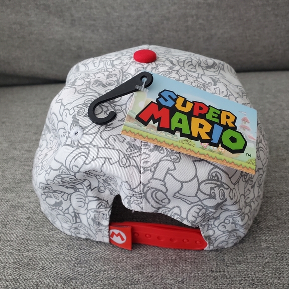 Nintendo Super Mario Snapback Cap and 5-Pack Socks - Picture 3 of 6